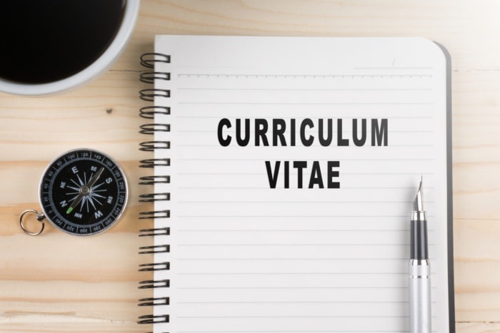 espacios en blanco en el currículum vitae