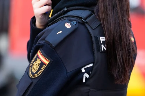 En las oposiciones de Cuerpos de Seguridad de España, la edad es un criterio de exclusión o un requisito según la escala a la que se aspire.